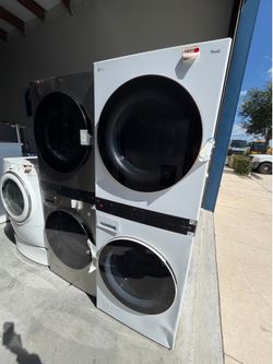 Laundry center washer and dryer open box