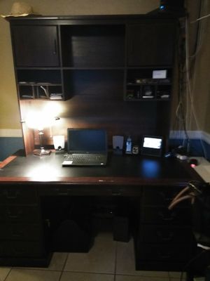 New And Used Desk With Hutch For Sale In Miami Gardens Fl Offerup