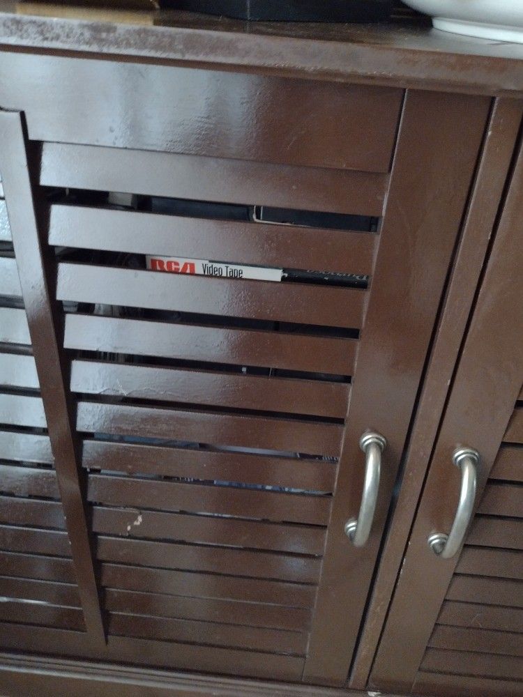 Cabinet W Shelf