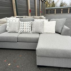 Sectional Couch 