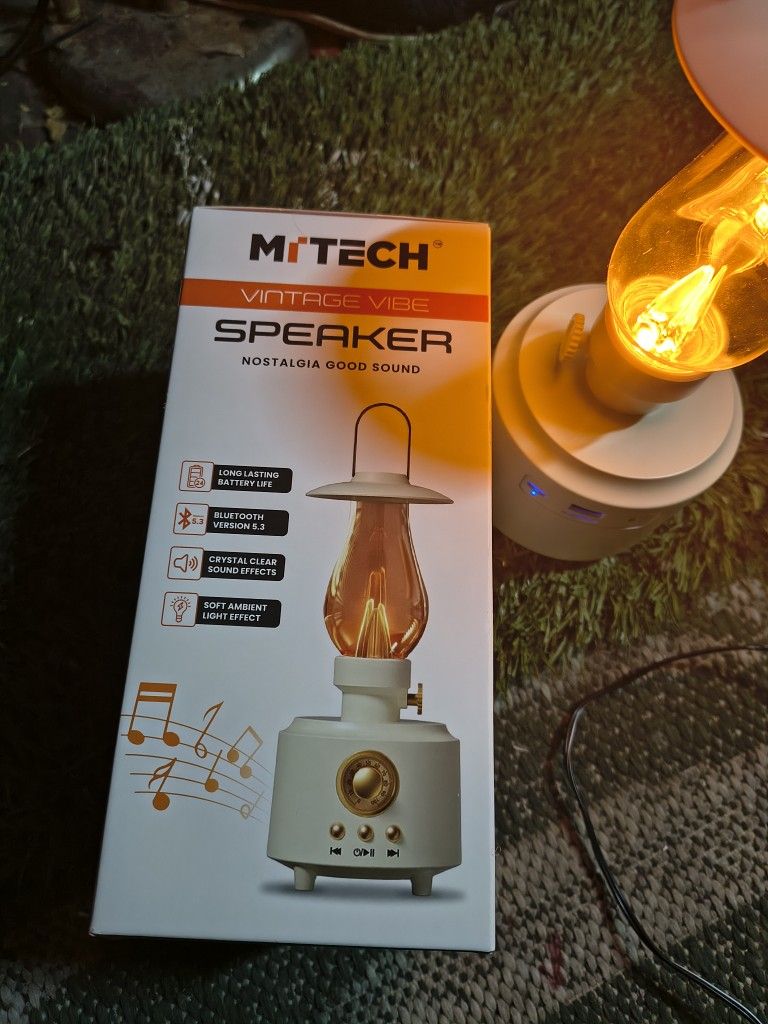 Vintage Vibe Bluetooth USB Speaker, Am Fm Radio