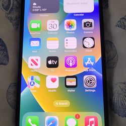 Iphone 13, great condition No cracks or issues