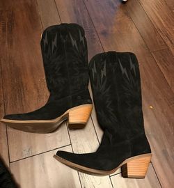 Brand new women’s size 9 cowboy boots.  No box. $50