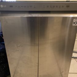 LG DISHWASHER WITH DELIVERY AND INSTALLATION 