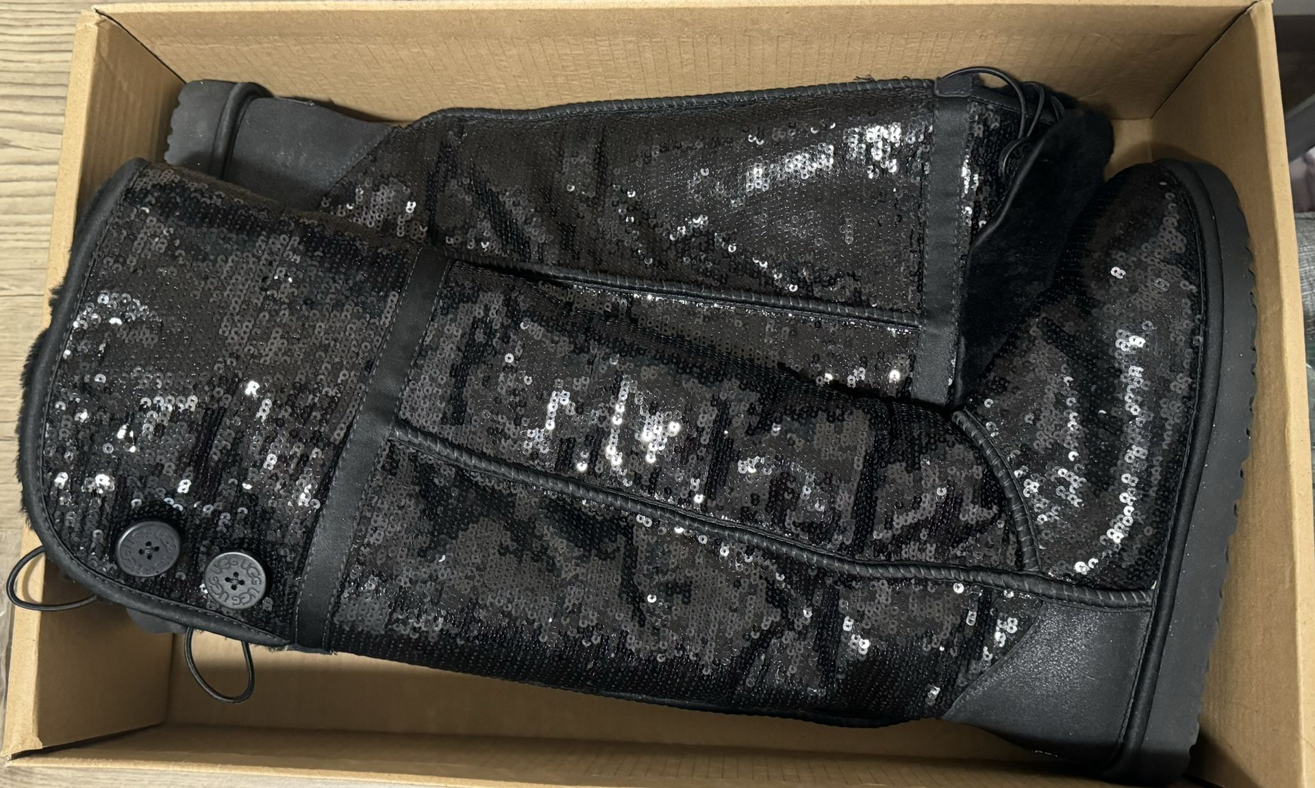 Sparkle Sequence UGGS