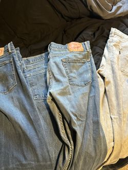 Levi Jeans 34x34 5 Pairs 25$ For Whole Lot