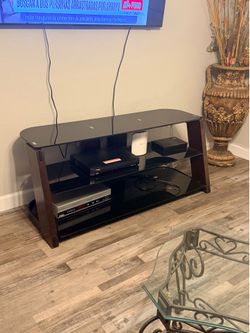Tv stand