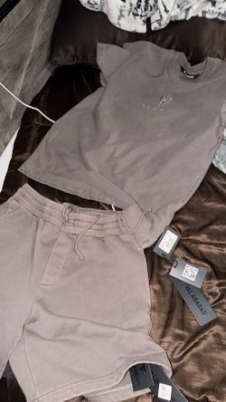 VALABASAS set
