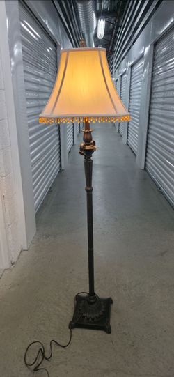 Vintage Ornate Floor Lamp w/ Beaded Shade – Working