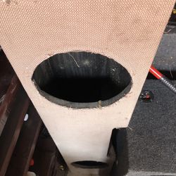 Subwoofer box for  2 tens