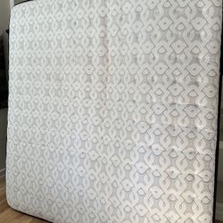 King Mattress And Box Spring 