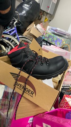 Women work boots size 6 1/2