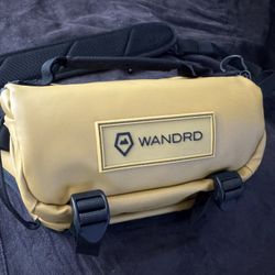WANDRD Rogue Sling 3L - Yellow - Camera Bag