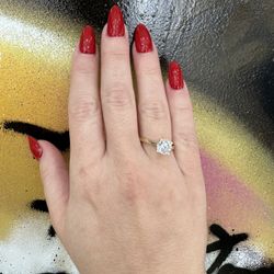 14k CZ STONE RING 