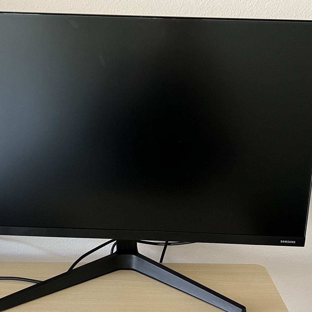 Samsung 27’ Monitor 