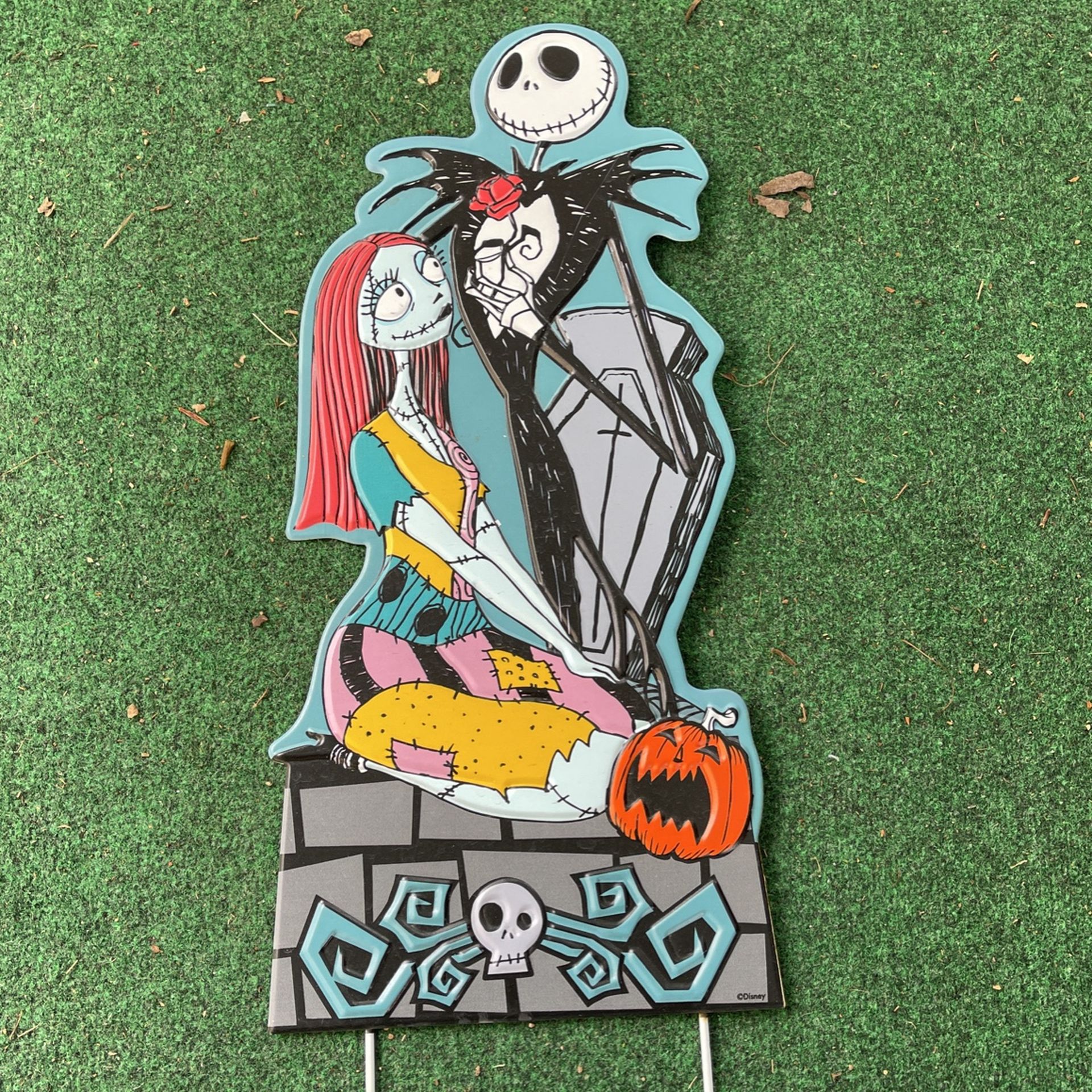 Nightmare Before Christmas Jack And Sally Yard Stake  25” 