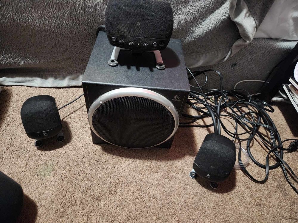 Logitech Computer Speakers 