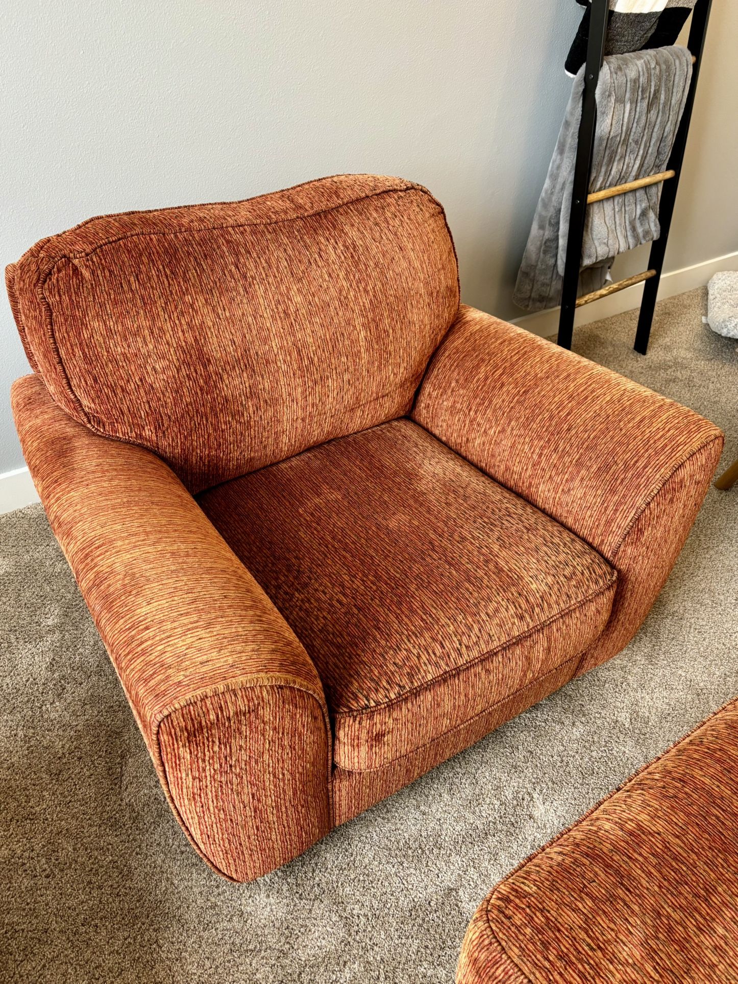 Free Oversized Chair And Ottoman