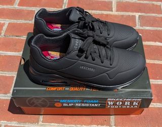 Woman's Size 9 Skechers Work Sneakers 