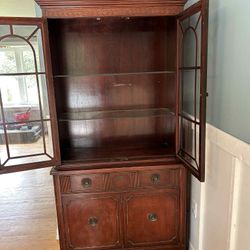 Redwood Hutch