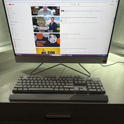 Hp 24 “ All In one Computer 