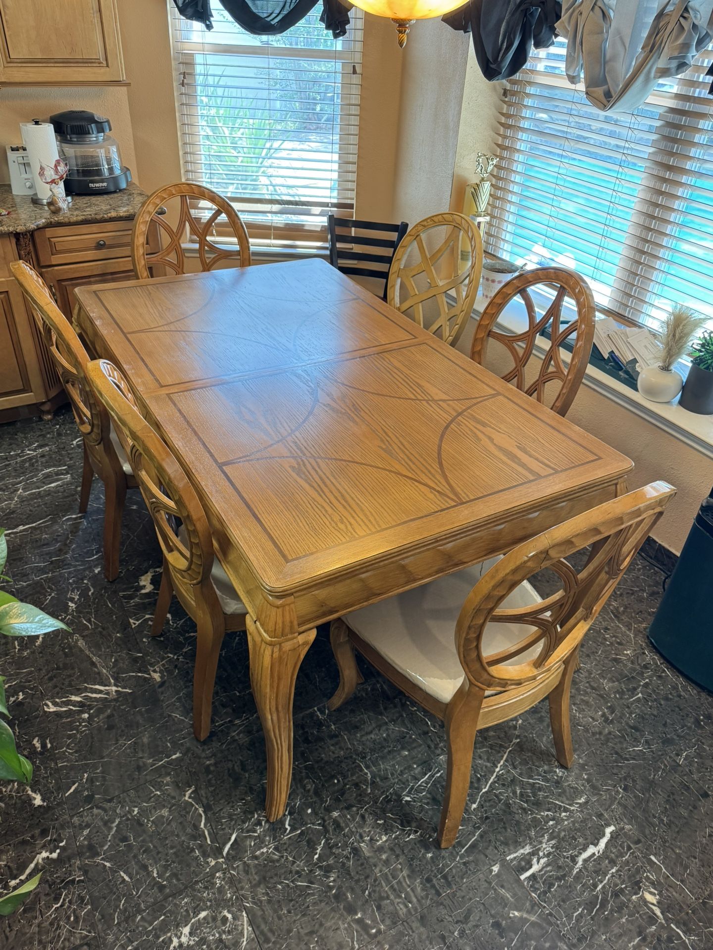 Dining Table & Chairs