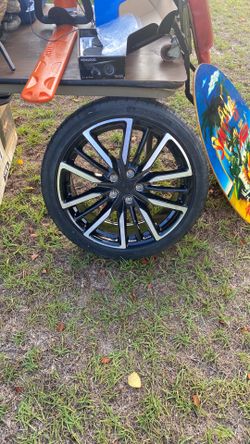 Used tire and brand new Rim