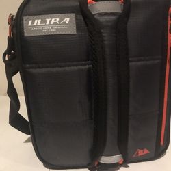Ultra Artic Zone original expandable lunch box. 