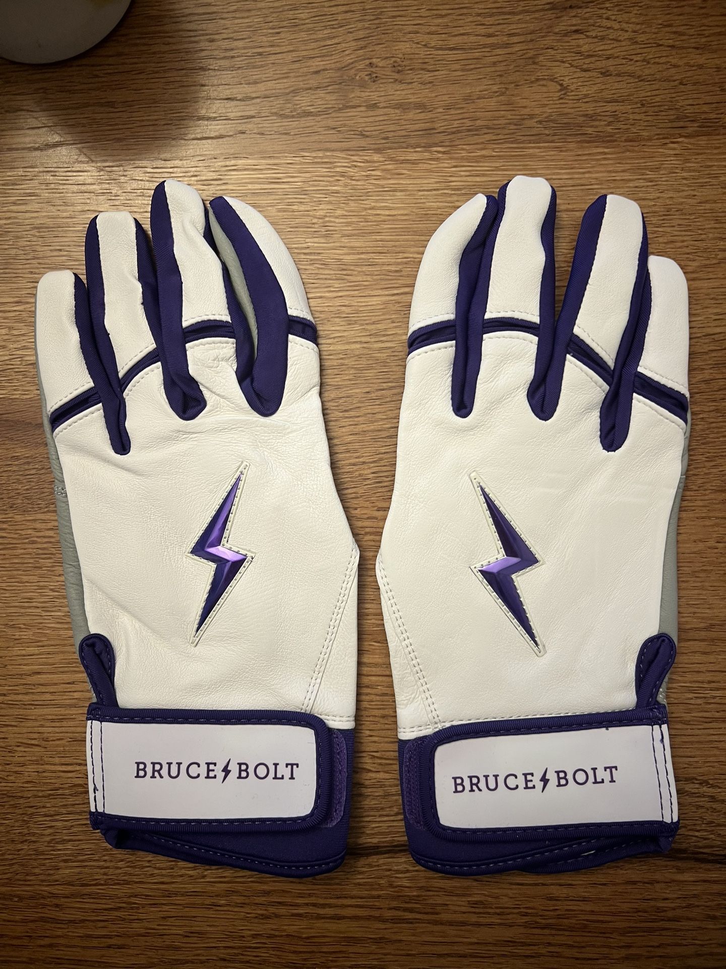 Bruce Bolt Batting Gloves - New