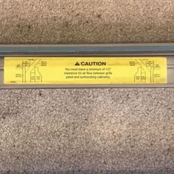 New, never installed Genuine SUB-ZERO Sub Zero Subzero Refrigerator 36” panel ready Grille 