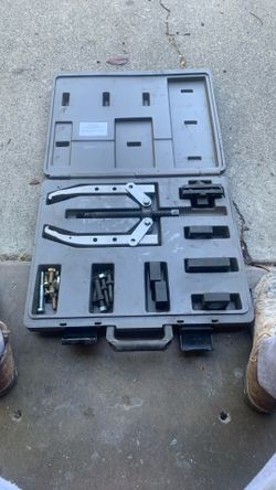 Universal Joint Service 