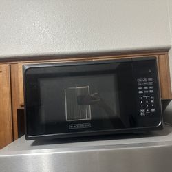 black and decker microwave 