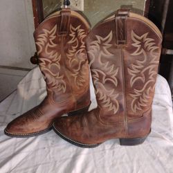 ARIAIT LEATHER COWBOY BOOTS SIZE 10