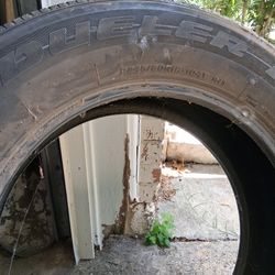 3 Llantas