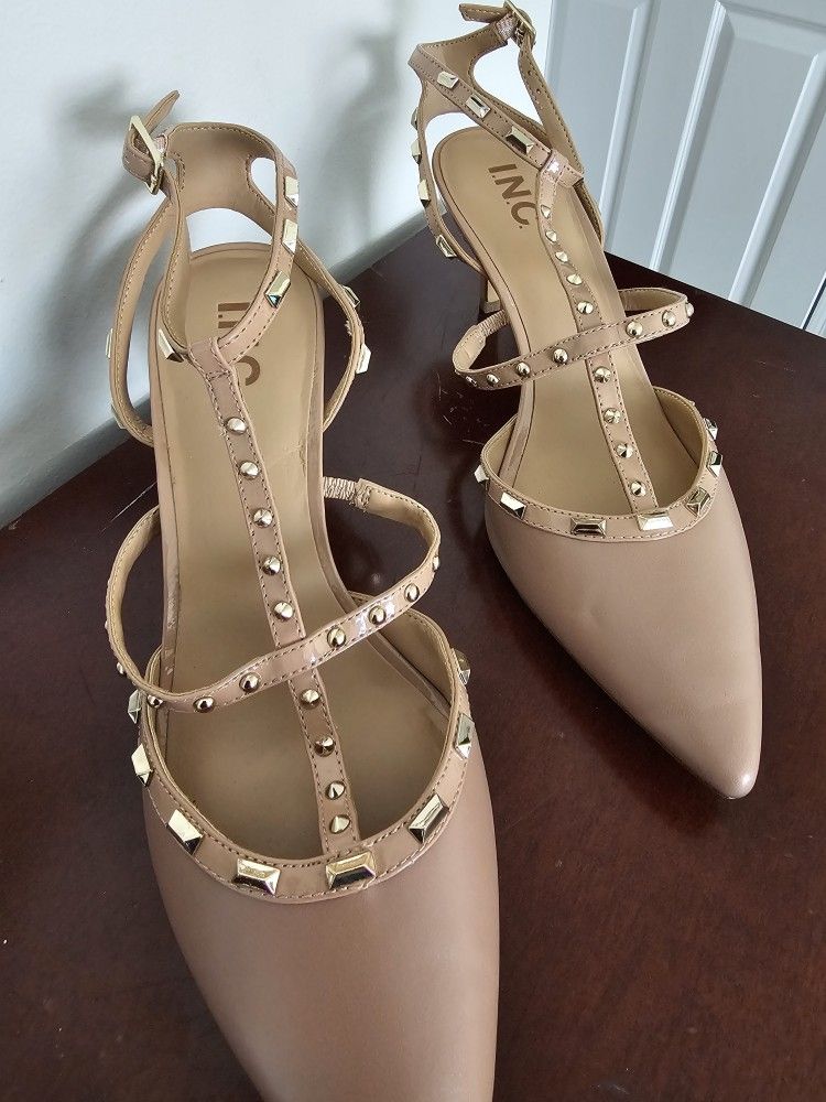 $35.00 - Women Shoes, "INC" Brand/Size 9 - Like New Condition 