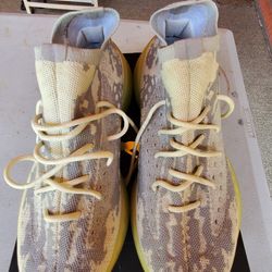 Adidas Yeeezy Boost