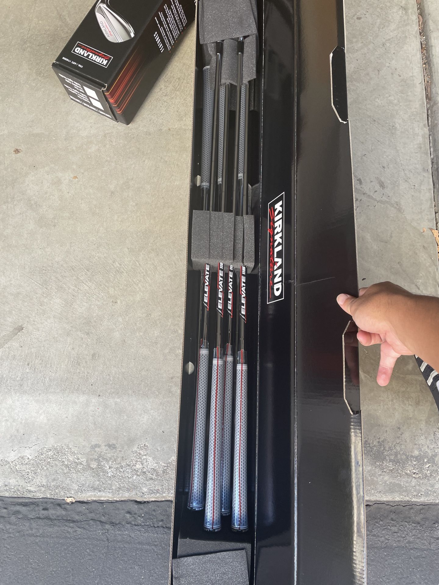 BNIB Costco Kirkland Golf Clubs Irons 4pw for Sale in Brea, CA OfferUp