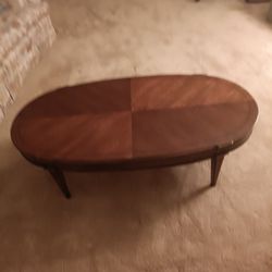 LANE OVAL WOODEN COFFEE TABLE 