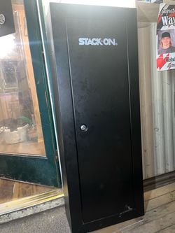 Stack-on gun case