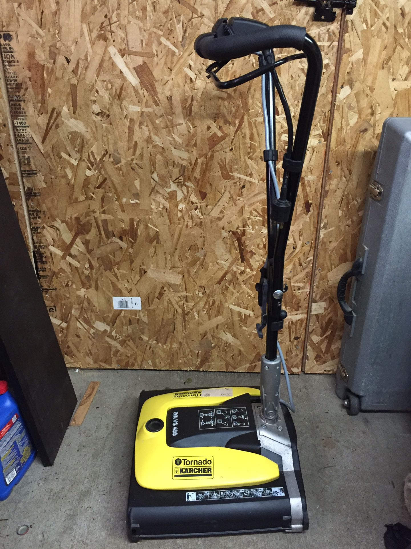 Karcher Br Vs 400 floor scrubber, encapsulation crb machine