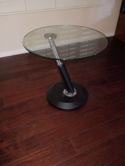 Glass end table cocktail table 40.00