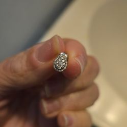 White Gold Diamond Earrings 