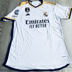 Soccer Jersey #7 Vini Jr White Home Shirt Size M 2022 Champions Patch New With Tags