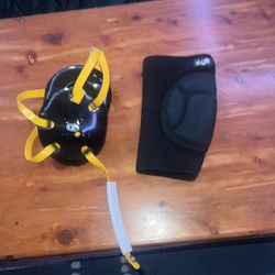 Wrestling Headgear And Knee Pad 