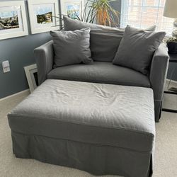 Crate And Barrel Willow Slipcovered Twin Sleeper With Ottoman
