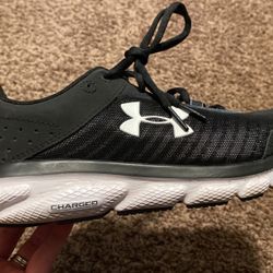 Black Womens Underarmor Shoes
