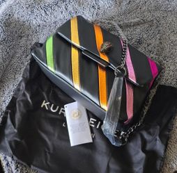 New Black leather shoulder bag