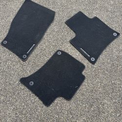 Porsche Cayenne Floor Mats (3 pcs)