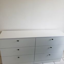New FACTORY  BUILT. 6 Drawer Dresser $190. With Mirror$250 .