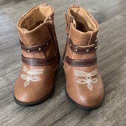 Baby girl boots